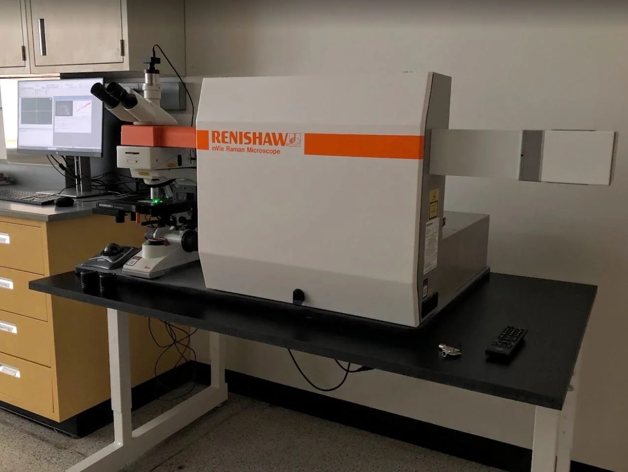 Renishaw InVia Raman microscope (532 nm laser setup)